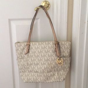 Michael Kors shoulder bag and/or unused wallets